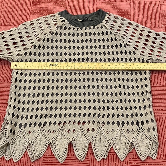 Zara crochet Gray Textured Sweater with liner - Picture 5 of 15